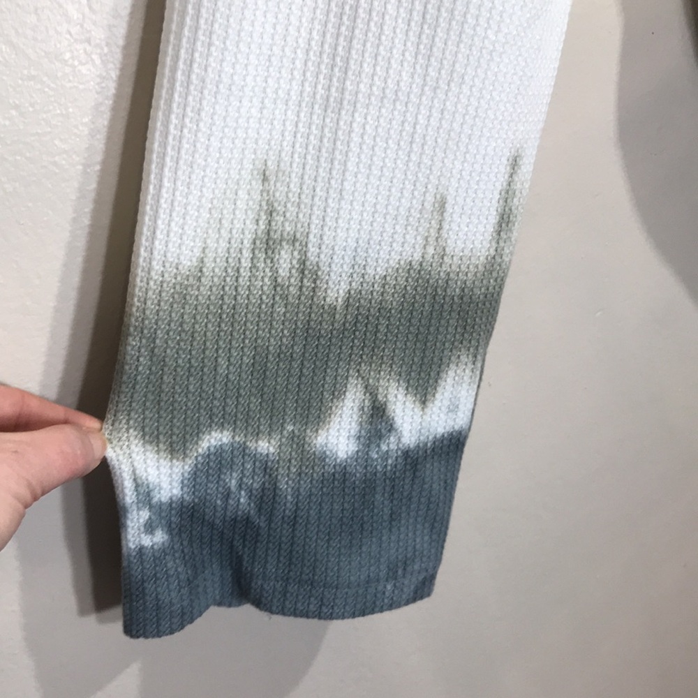 NEW POL White and Gray Dip Dye Oversized Thermal Top - Picture 3 of 7